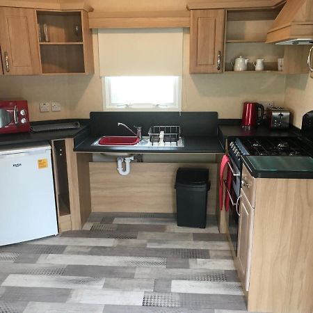 Accessible Wheelchair Friendly Caravan, Lg24, Shanklin, Isle Of Wight Exteriör bild