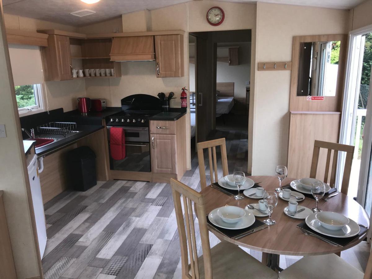 Accessible Wheelchair Friendly Caravan, Lg24, Shanklin, Isle Of Wight Exteriör bild